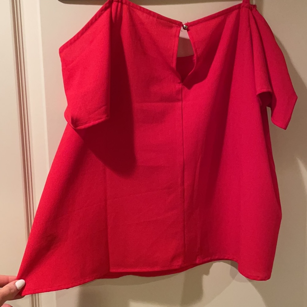 Top - Picture 3 of 4